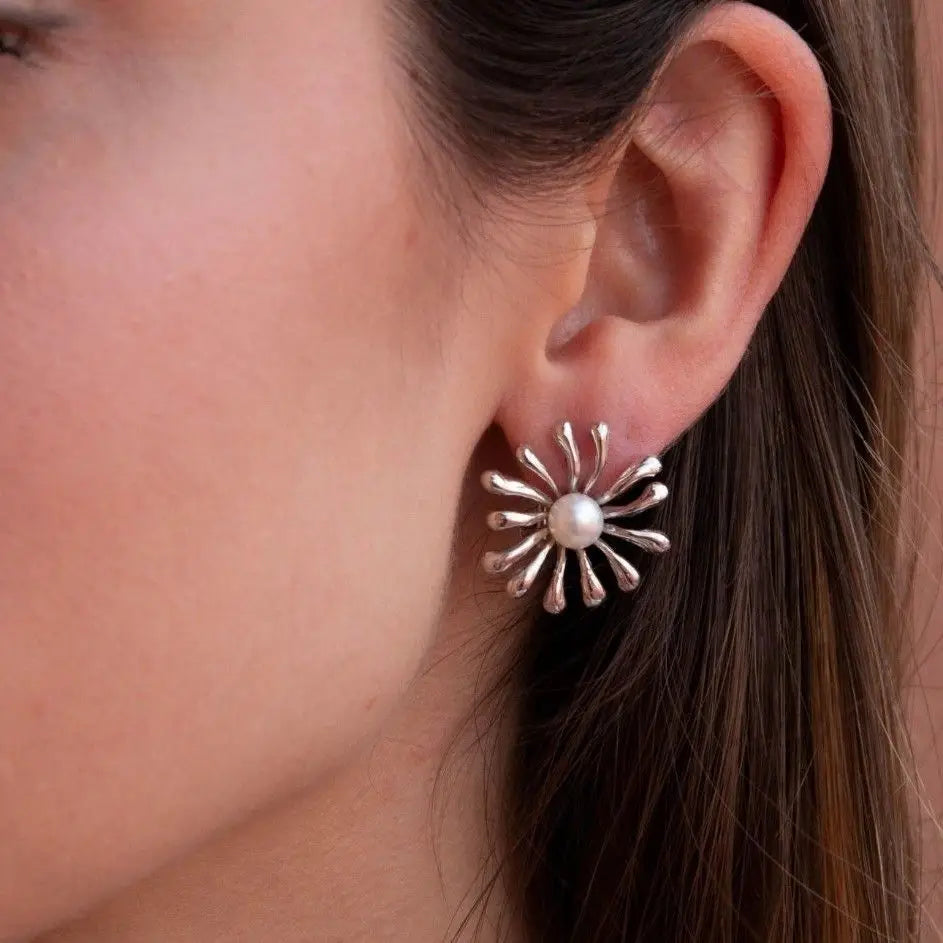 ANEMONEN Ohrringe mit Perle