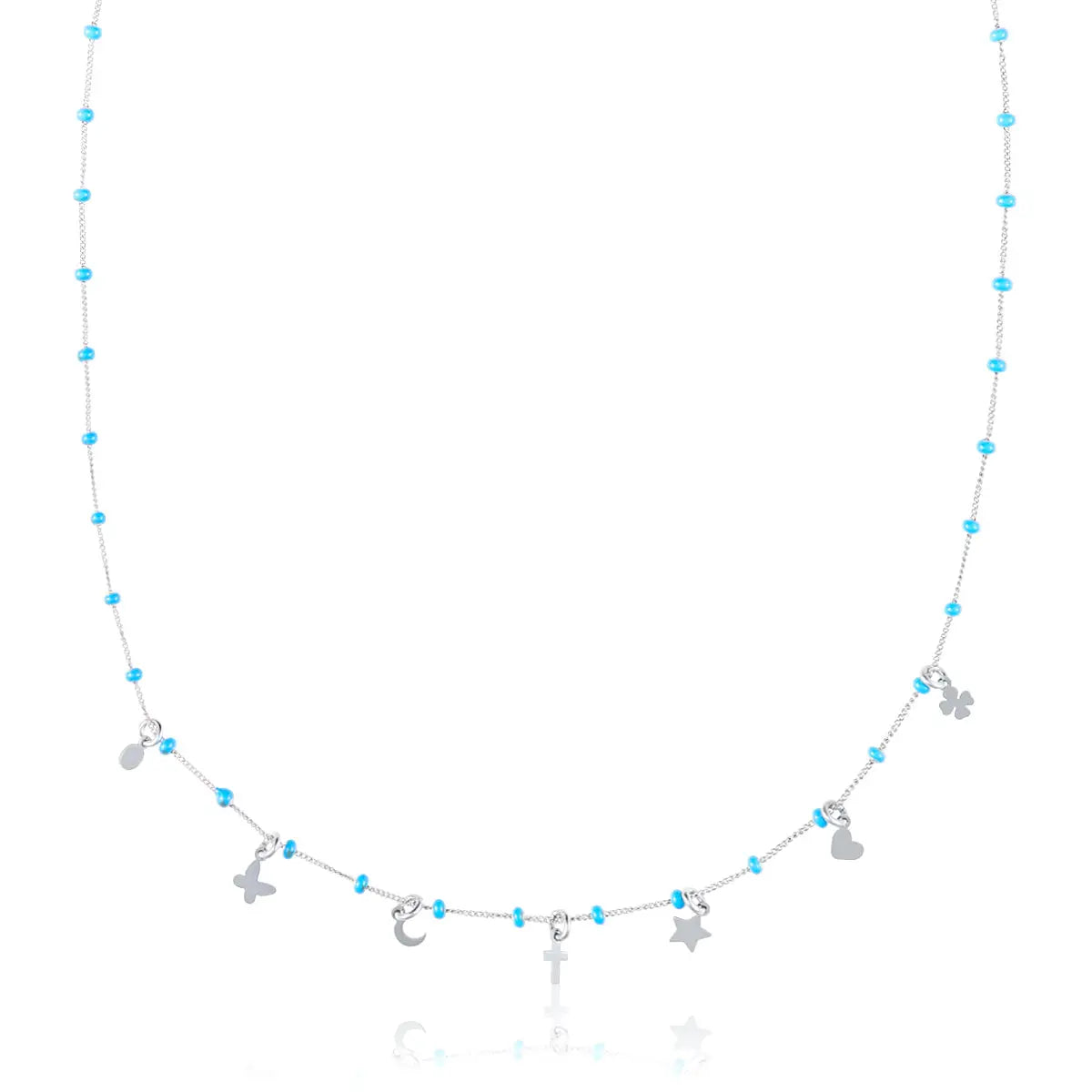 Halskette aus hellblauem Emaille Perlen und Charms