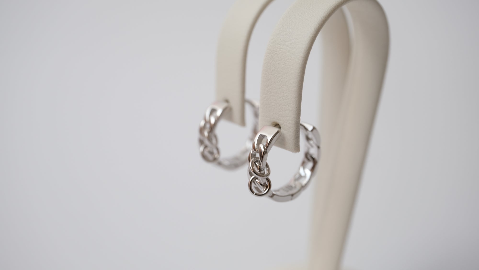 Hoops aus Silber mit einzigartigem Design