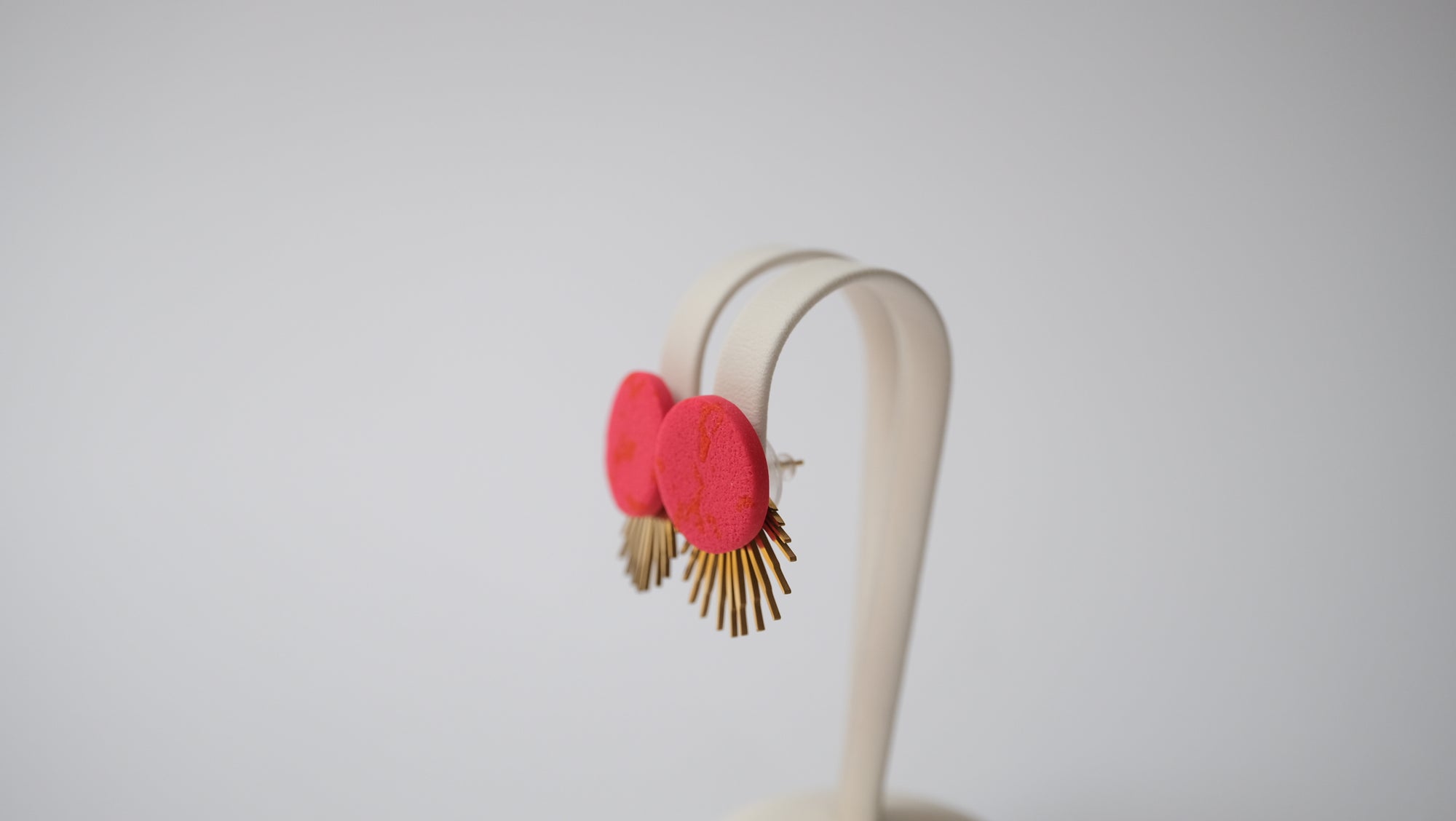 Linda | Statement Ohrstecker | 24k vergoldet