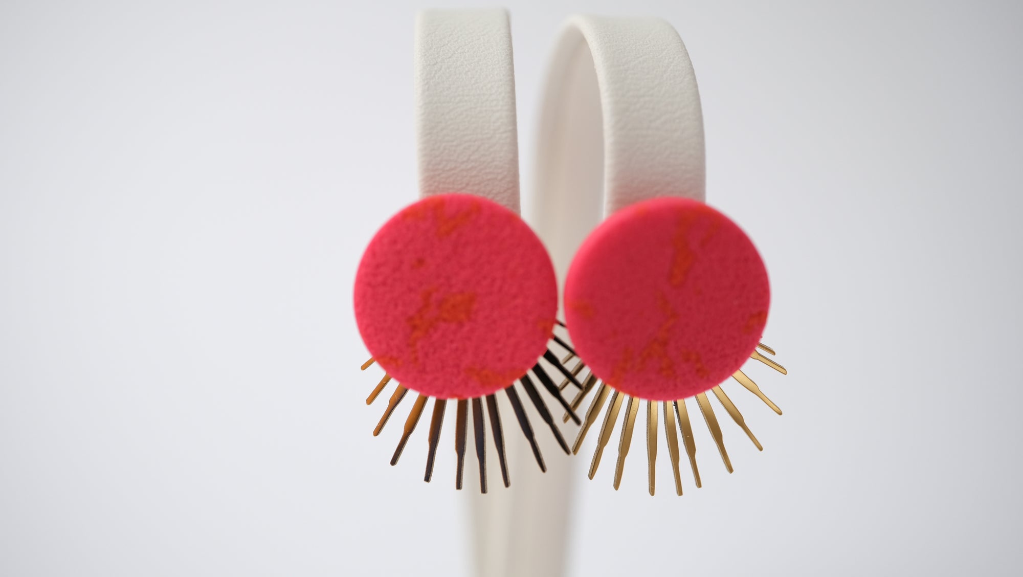 Linda | Statement Ohrstecker | 24k vergoldet