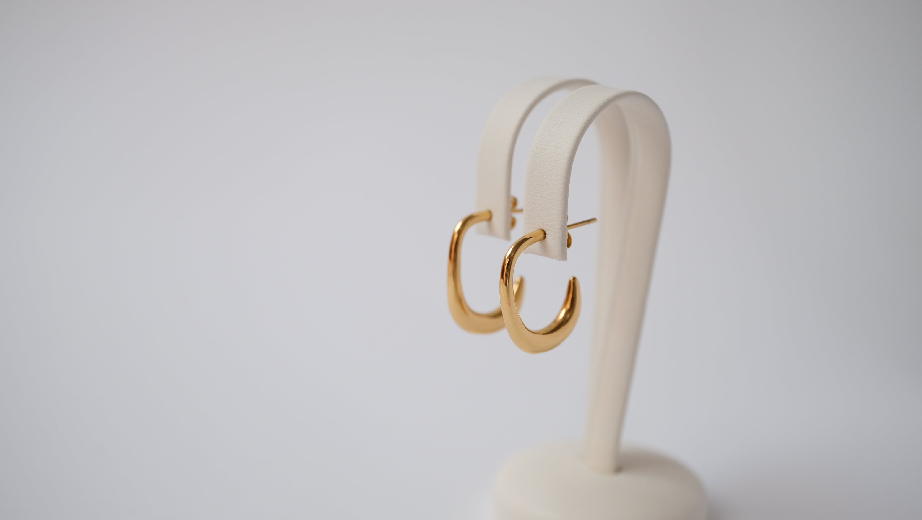 Edelstahl Ohrringe hochwertige Stecker Creolen für Damen