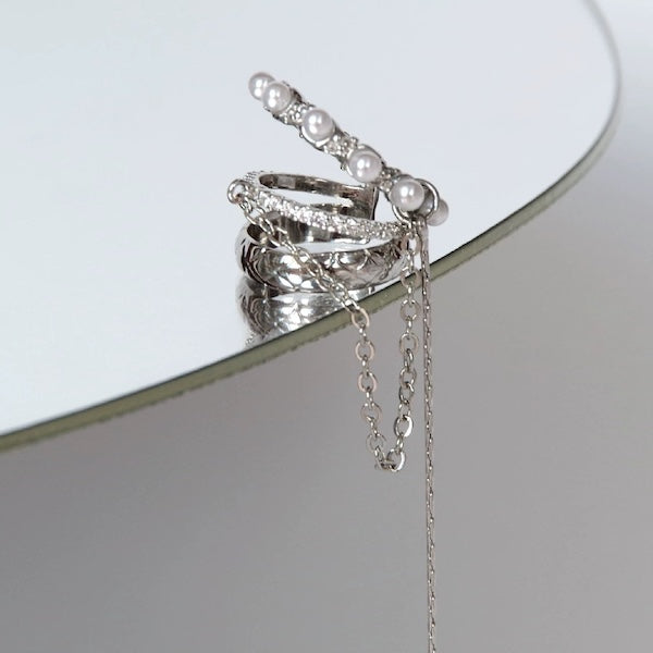 Ohrmanschette mit Kette